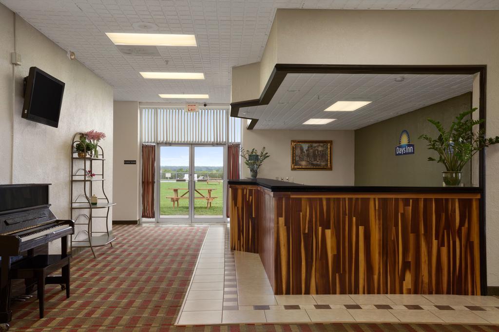 Days Inn Chillicothe Exteriör bild